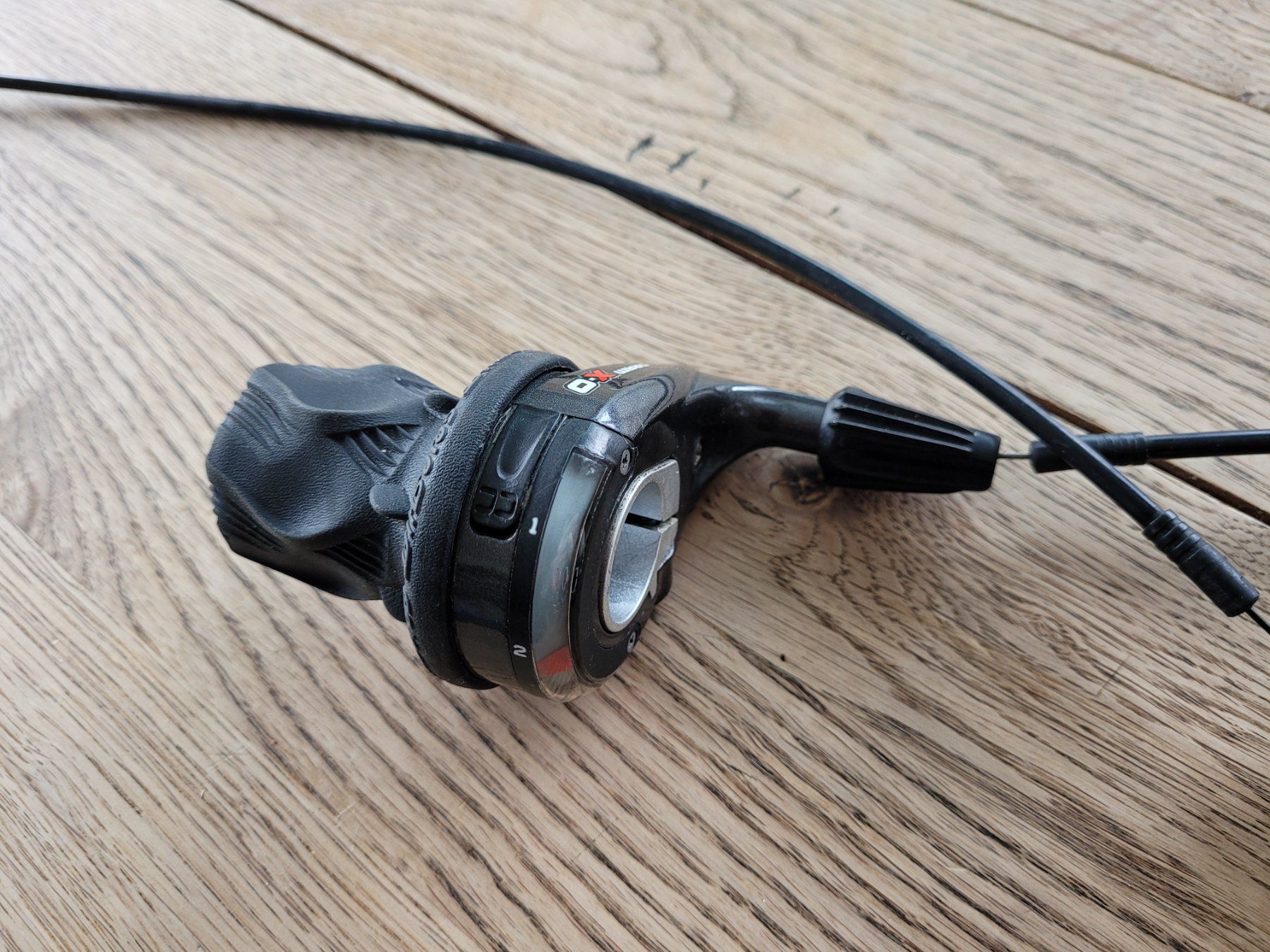 Sram Pezzi di ricambio: Sram X0 Grip shift 3x9 Schalthebel – Usato da Rechthalten venduto da Strike10 1