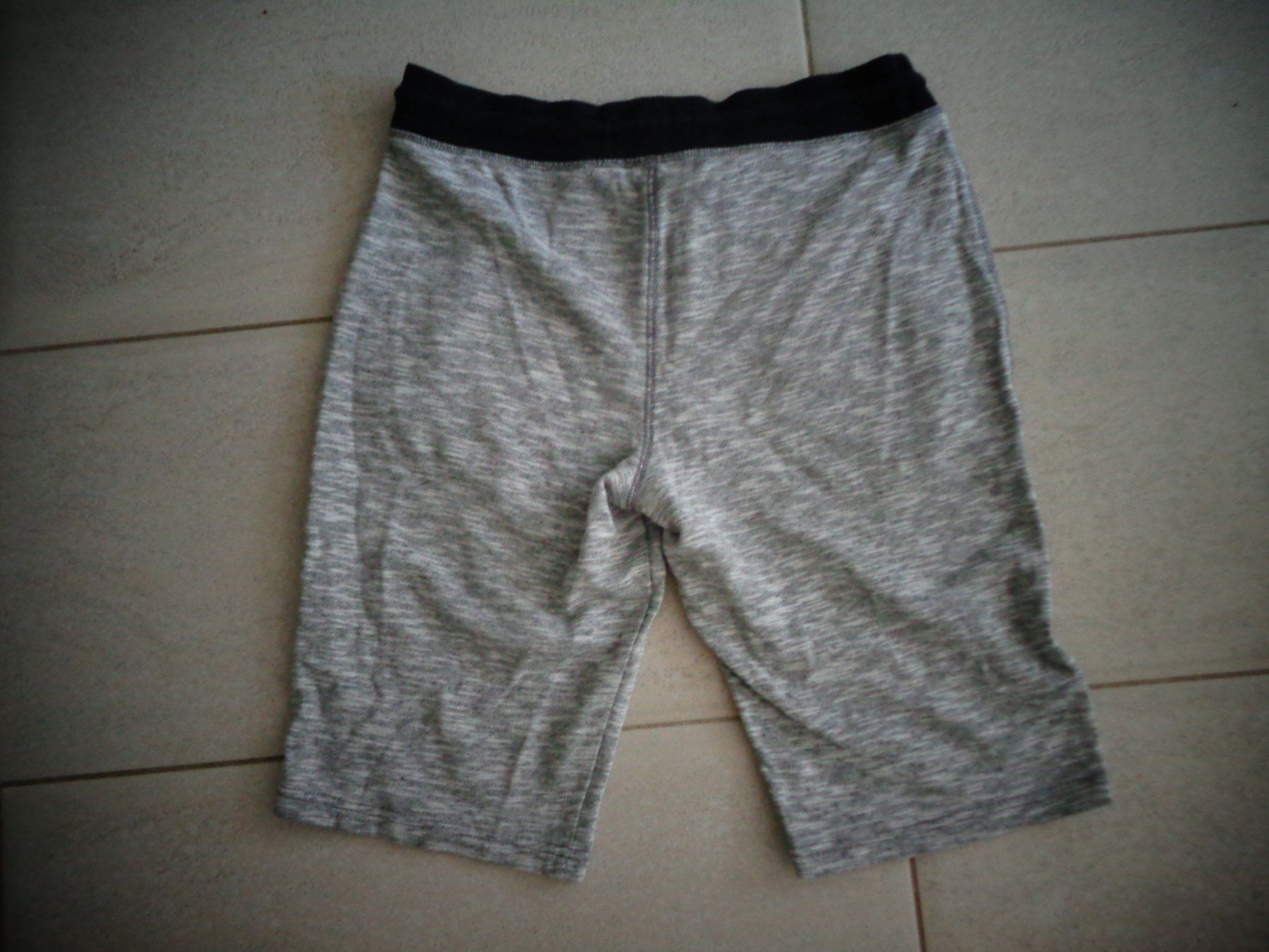 C&A Pantaloni: SHORTS C&A GR.164 – Usato da Rotkreuz venduto da Samballi 1
