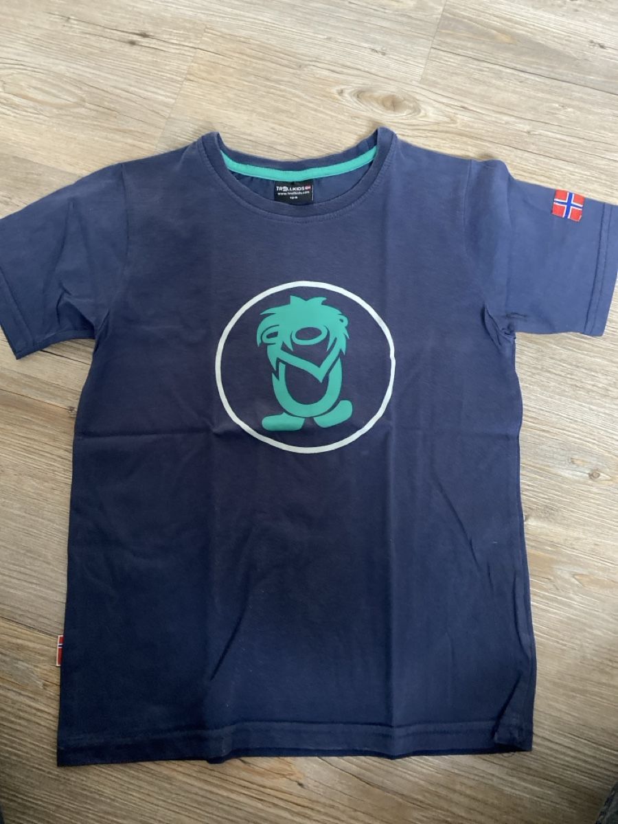 Camicie, T-shirt & Polo: 7 T-Shirt 128 – Usato da Killwangen venduto da Sommer15 4
