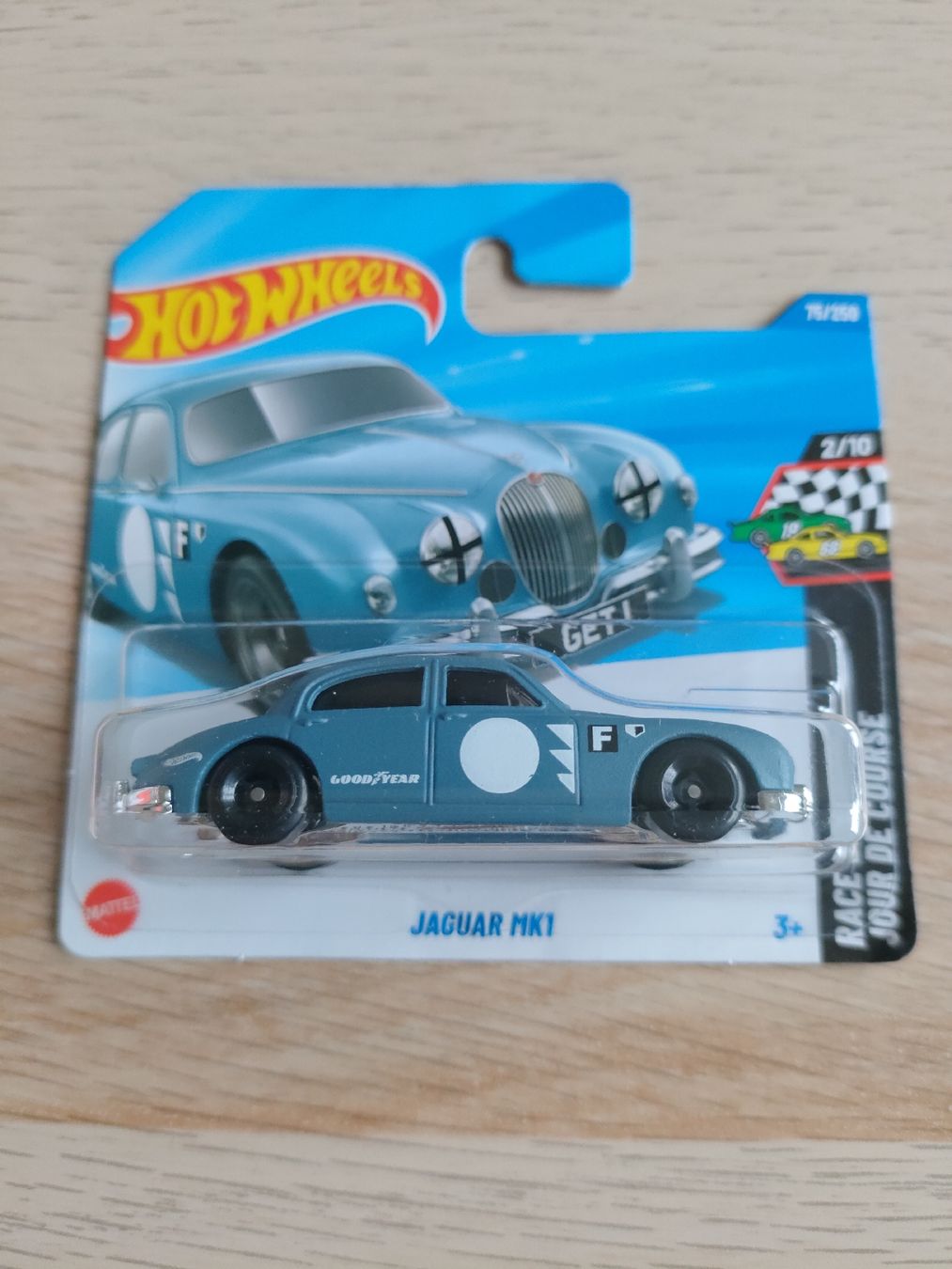 Hot Wheels Modellini d'auto: Hot Wheels - JAGUAR MK1 - RACE DAY – Nuovo e nell'imballaggio originale da Basel venduto da Drbozzo