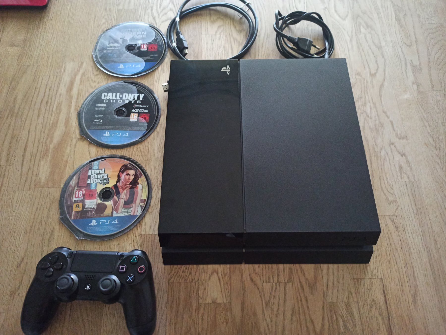 Sony Consoles: Sony - PlayStation 4 - PS4 FAT / Controller / usw. – D'occasion à Oberweningen par mar_87mx 2