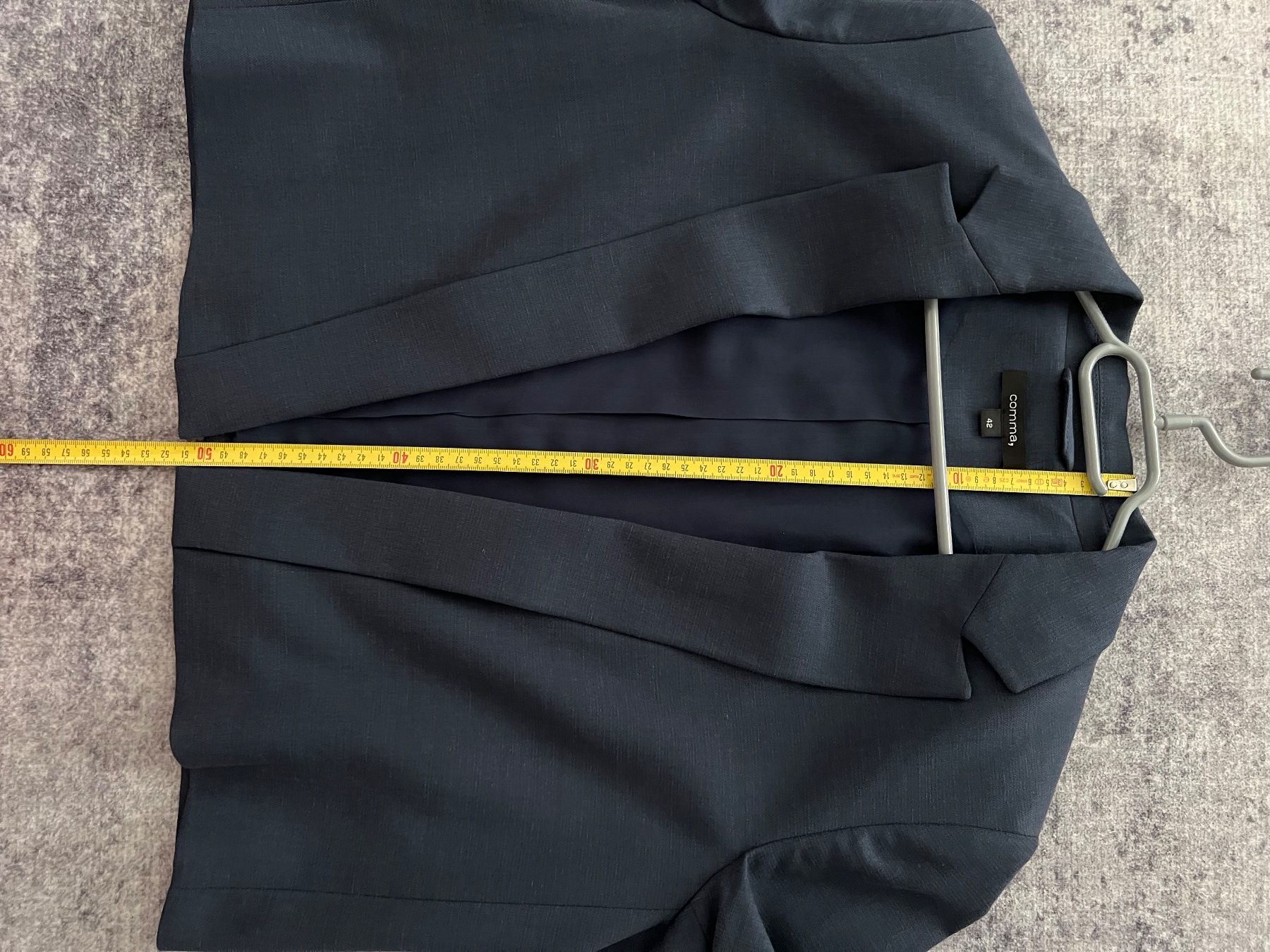 Comma Completi & Tailleur: COMMA Damenblazer Gr. 42Kurzblazer blau – Nuovo e nell'imballaggio originale da Siebnen venduto da toshi123 8