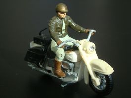 Britains Harley Davidson Motorrad Töff mit Fahrer 70er cool