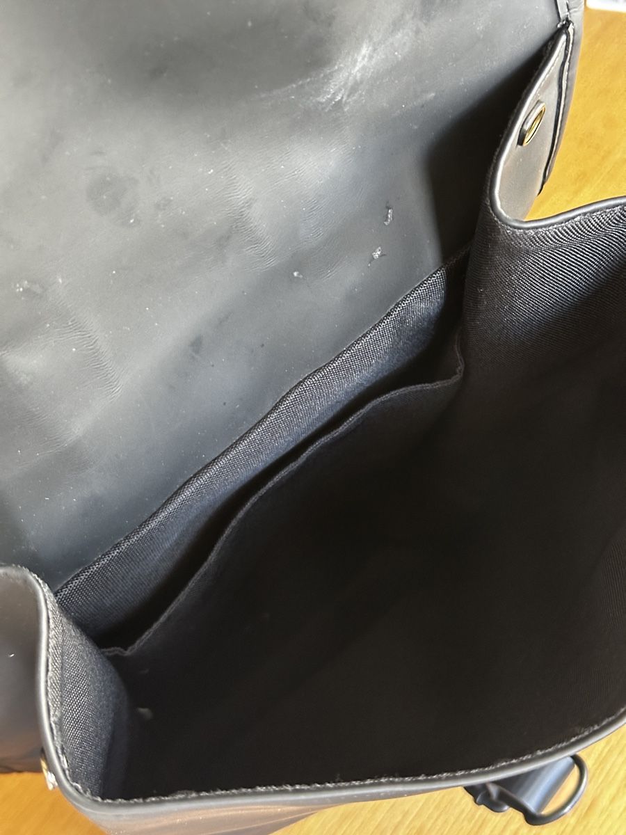 Rains Rucksäcke: RAINS Rucksack - Schwarz – Gebraucht aus Zürich von Anoifeur 4