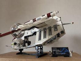 LEGO Star Wars UCS Republic Gunship 75309