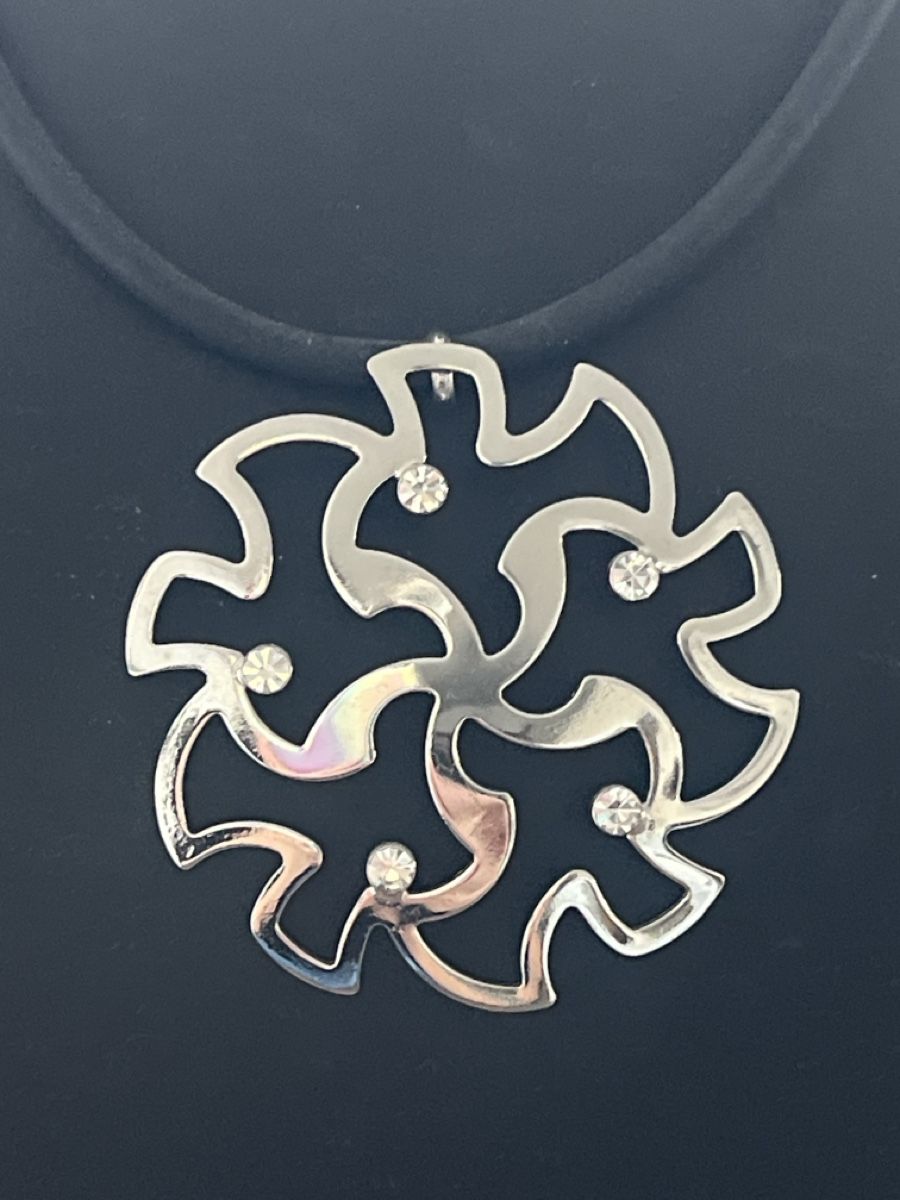 Catenine: Schöne Halskette mit Anhänger – Usato da Seon venduto da Sunny-Schmuck78 1