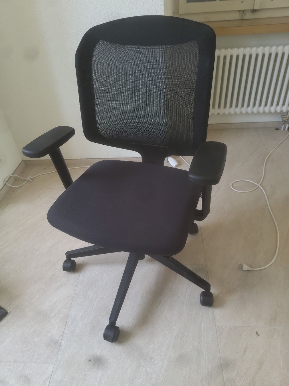 Giroflex Chaises: giroflex Bürostuhl – D'occasion à Hornussen par TheRealNiemand