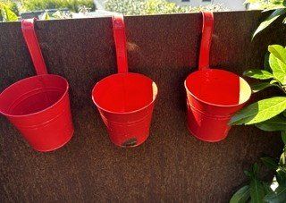 Altro per la casa: dRei rOte MeTallhäNger – Usato da Winkel venduto da zeho 2