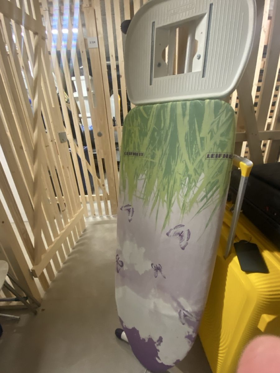 Assi da stiro: Ironing Board – Usato da Küssnacht am Rigi venduto da mir_5tq6