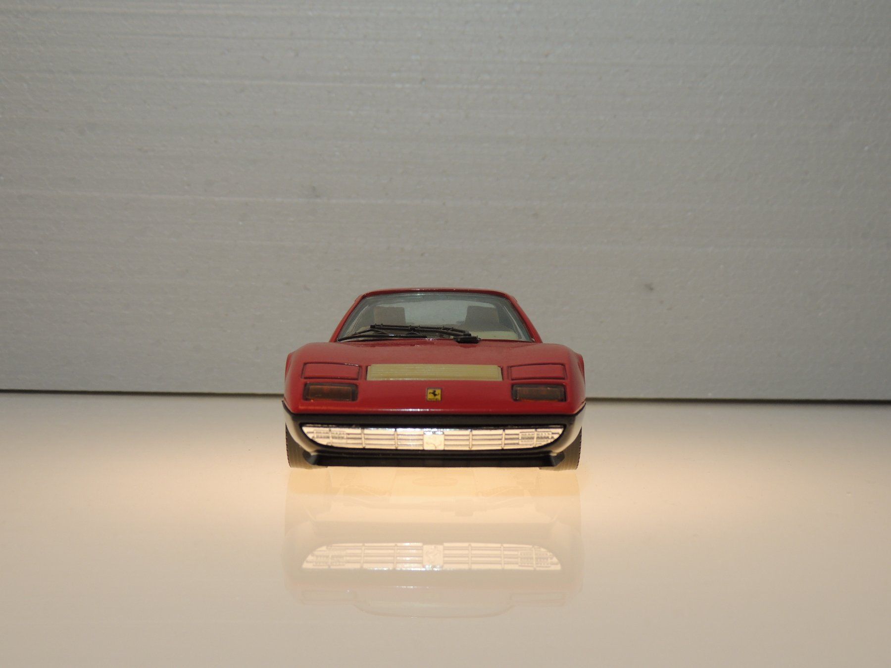 Bburago Modellini d'auto: BBurago Ferrari 512 BB Rot 1:24 – Usato da Corminboeuf venduto da corbay 1