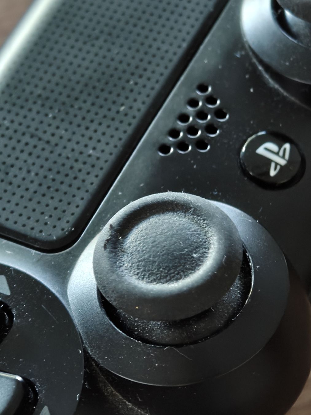 Sony Console: Playstation 4 inkl. 2 Controller & Games – Usato da Hüniken venduto da Satoshi.Nakamoto 4