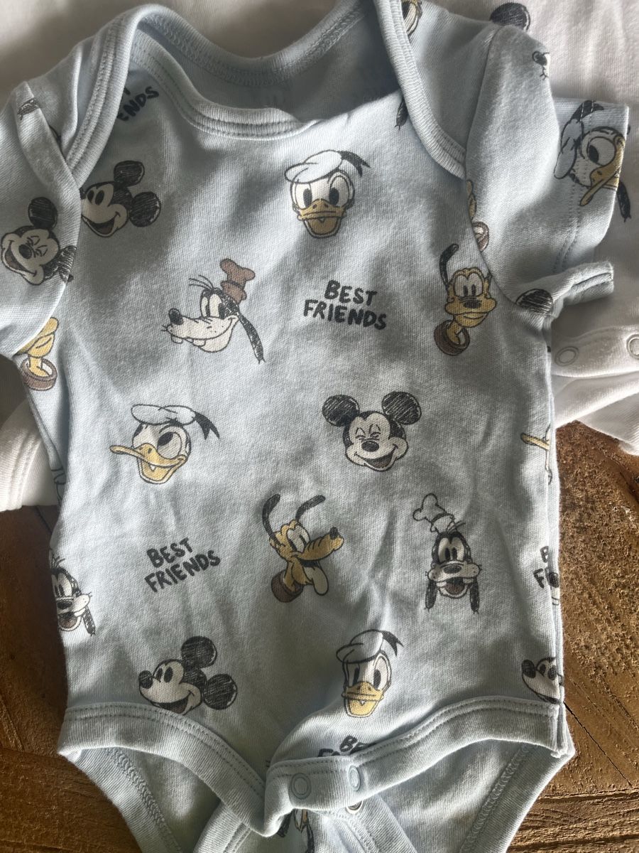 Biancheria intima: Bodys Baby Gr. 62 "neuwertig" – Nuovo (secondo la descrizione) da Wallisellen venduto da Romina83 3