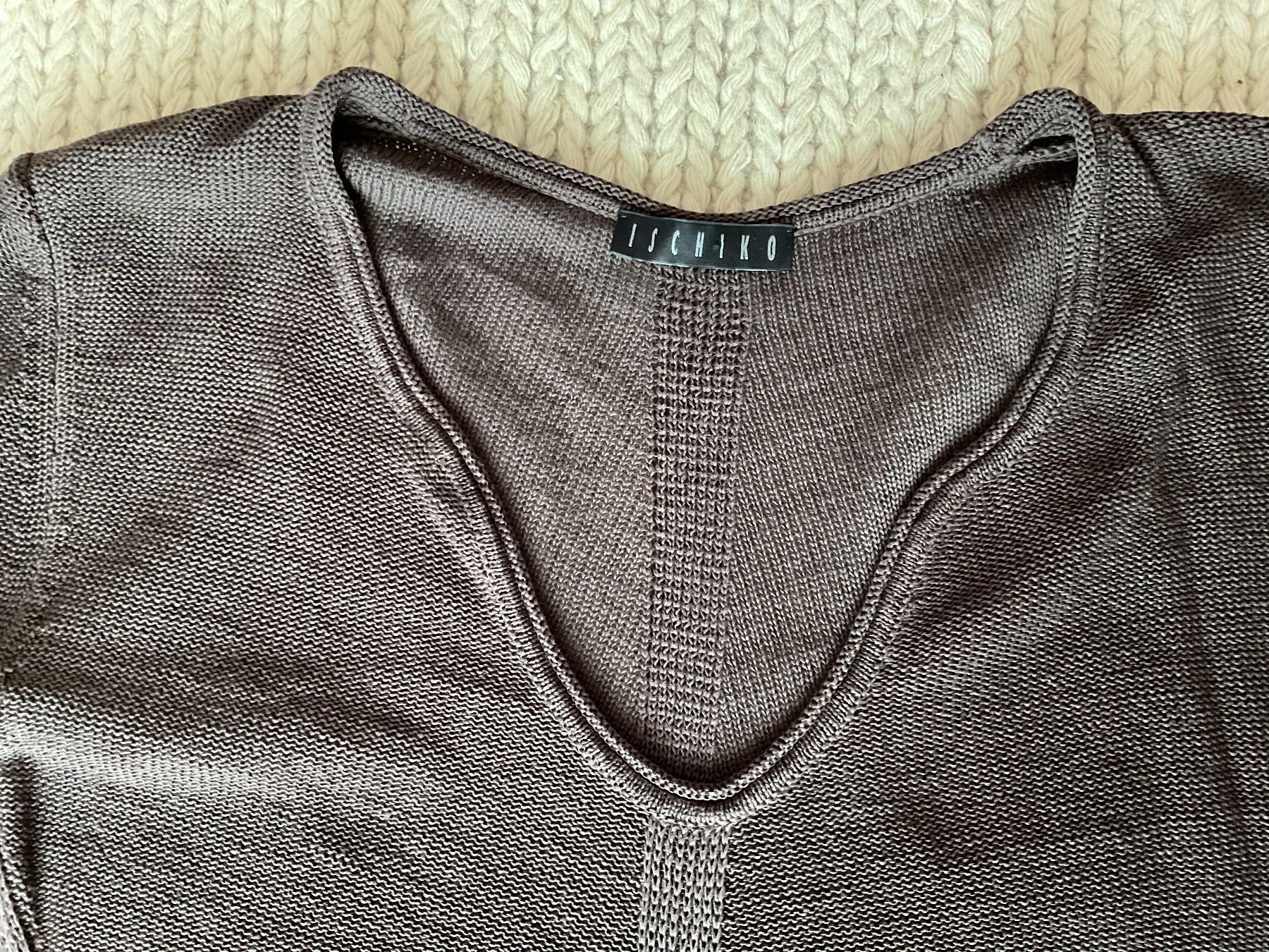 Ischiko Pullover & Sweatshirts: ISCHIKO    Pullover 44 eher 42 – Gebraucht aus Weiningen ZH von moon-55 2