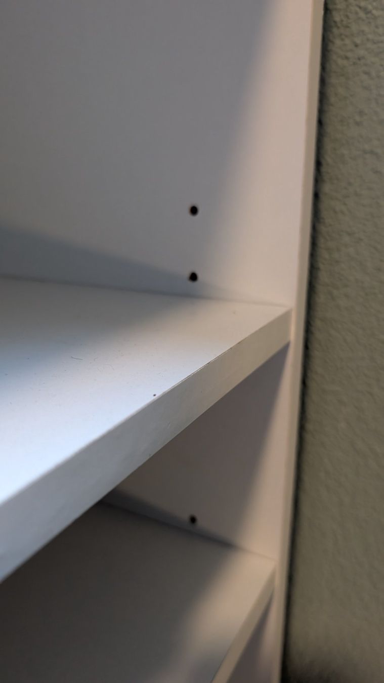 Regale: Kommode/Schuhschrank weiss mit vier Schubladen – Gebraucht aus Pfäffikon ZH von siae 1
