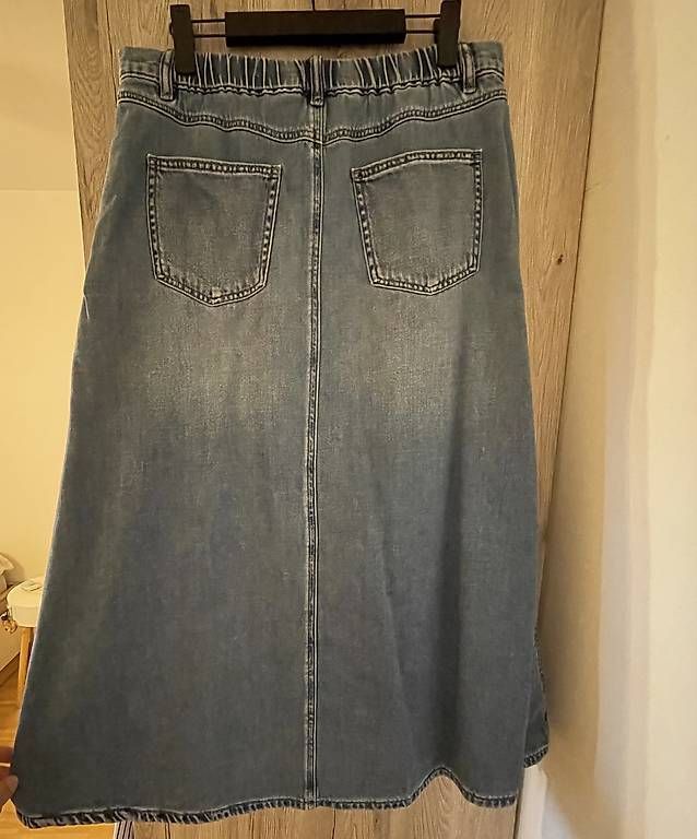 Röcke: Jupe en jeans  – Gebraucht aus Fribourg von lma_kc6k 1