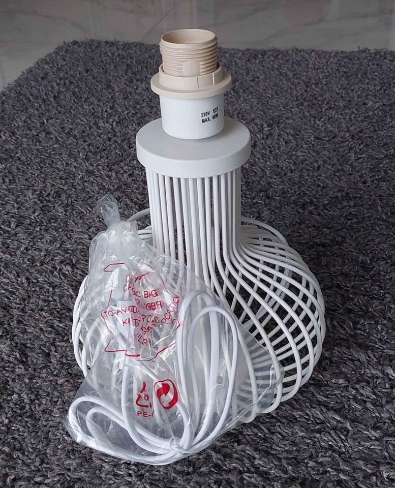 Lampes: Lampensockel NEU – Neuf avec emballage d'origine à Aarburg par Glitzerschein 2
