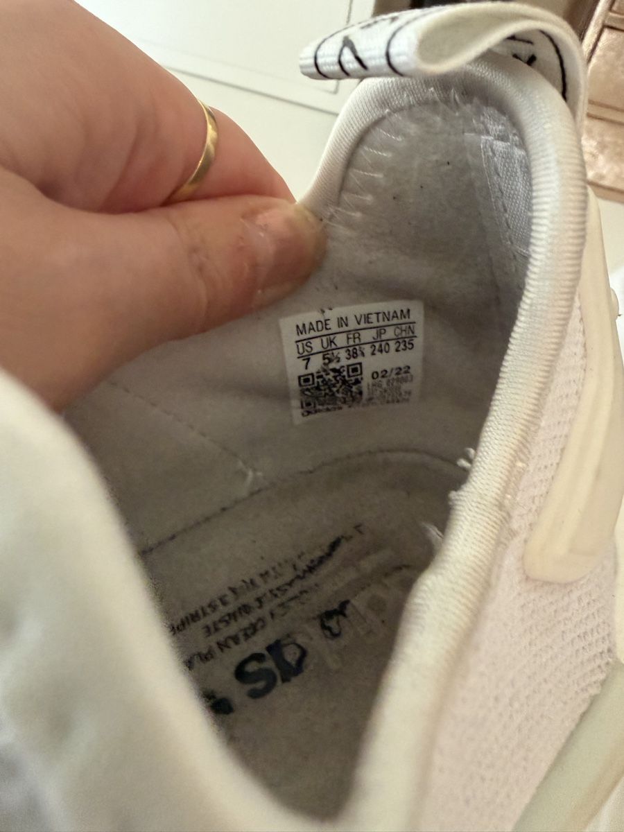 Adidas Scarpe da donna: Adidas Sneakers 38,5  – Usato da Basel venduto da Brunner.T 2
