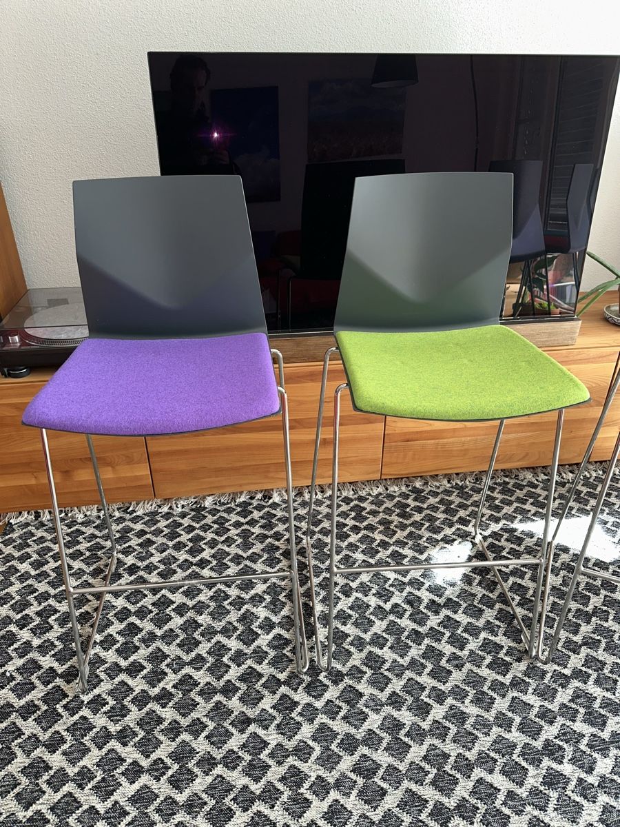 Sgabelli: FourCast Moderne Hocker Wolle Stapelbar – Usato da Kreuzlingen venduto da Bchicks 1