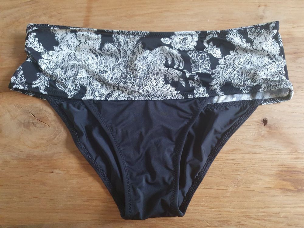 La Perla String 36 (Neu und originalverpackt) in Grandval für CHF 9.95 ...