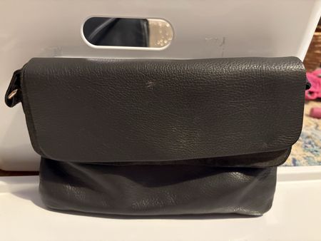 Graue Ledertasche, Crossbody