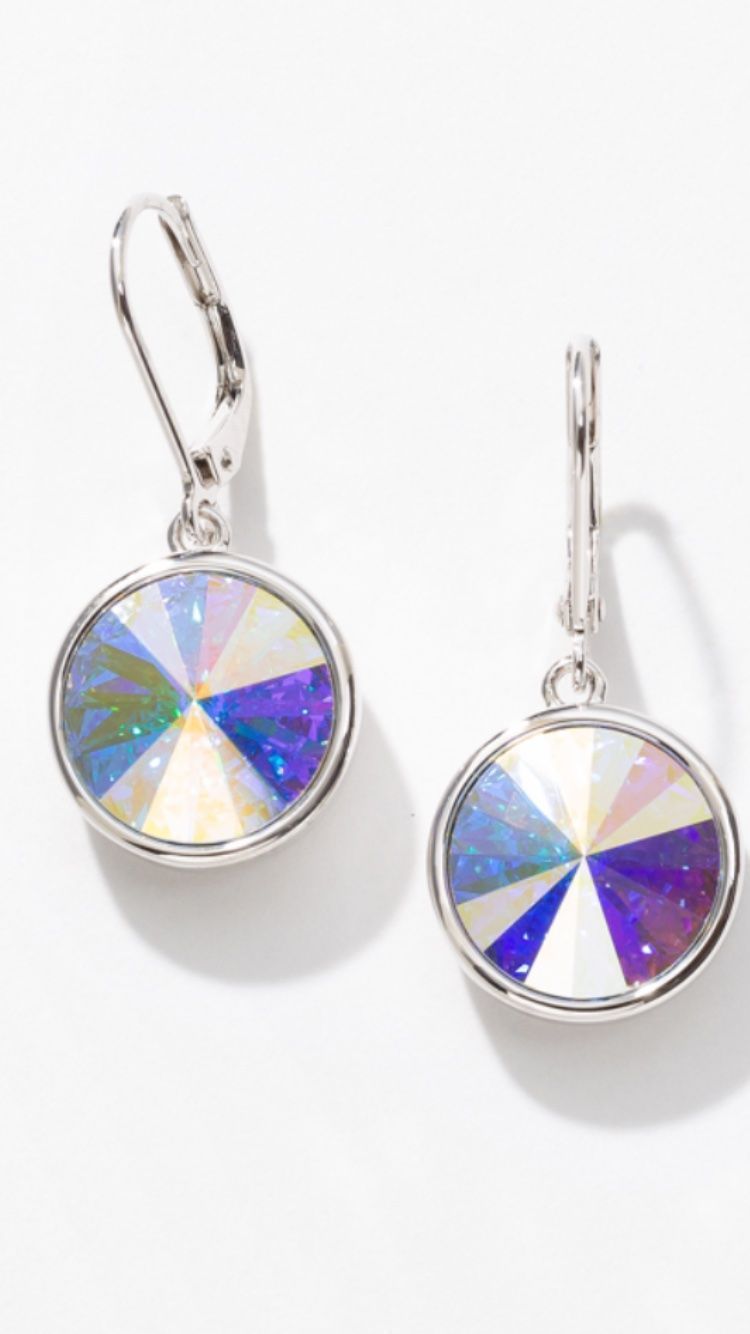 Swarovski Ohrringe & -stecker: Swarovski Ohrringe (1800e) – Neu und originalverpackt aus Adliswil von RedDelicious