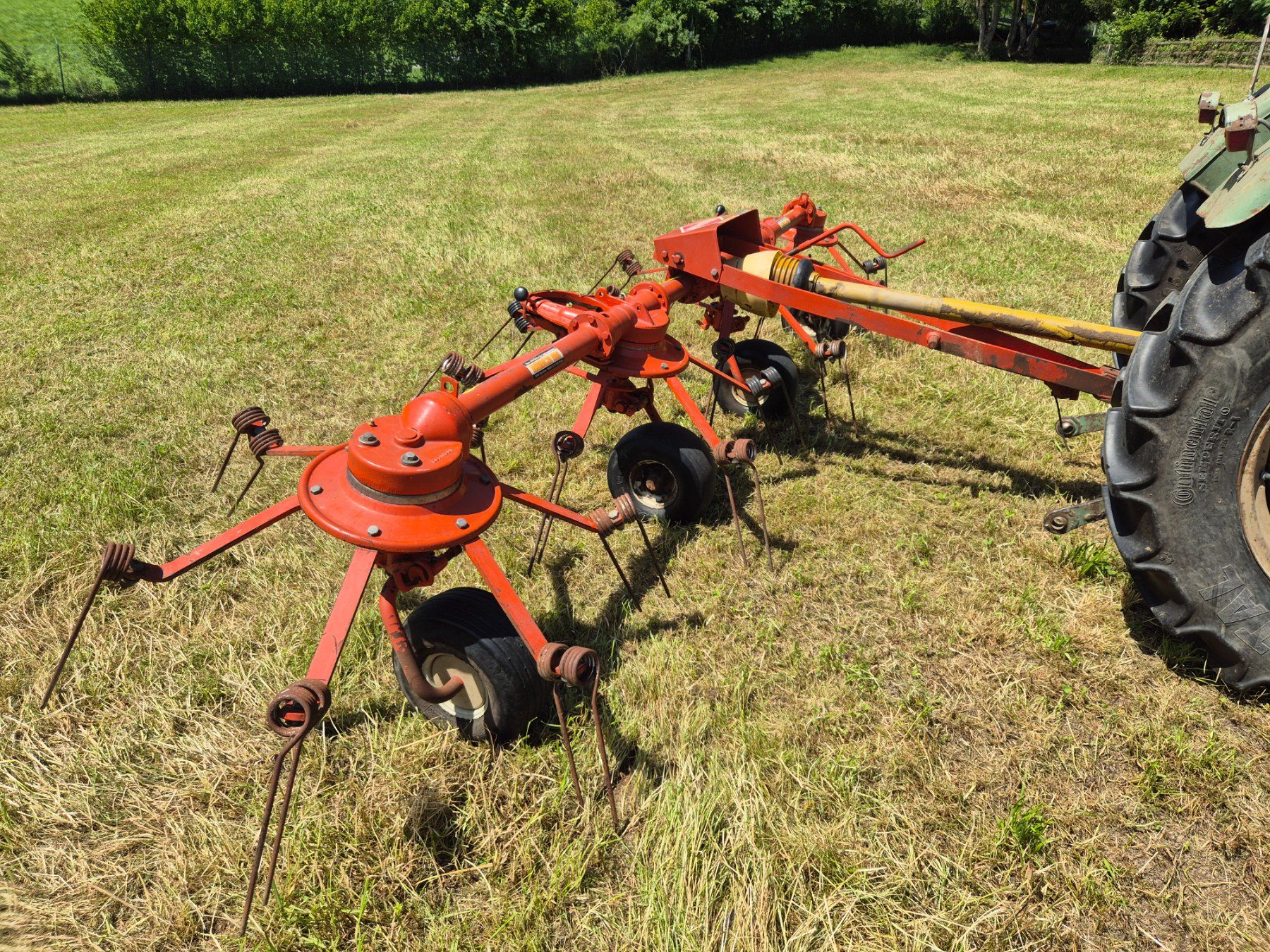 Tutte le macchine: Kreiselheuer Kuhn – Usato da Stein AR venduto da Bienli4 4