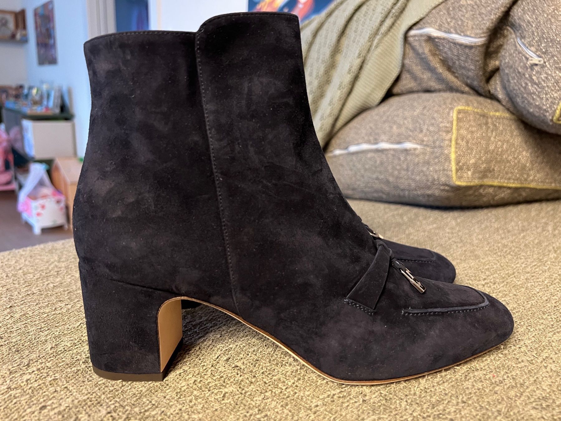 Loro Piana Scarpe da donna: Loro Piana Charm Ankle Boots Gr. 40 – Nuovo (secondo la descrizione) da Adliswil venduto da MaraSaf 1