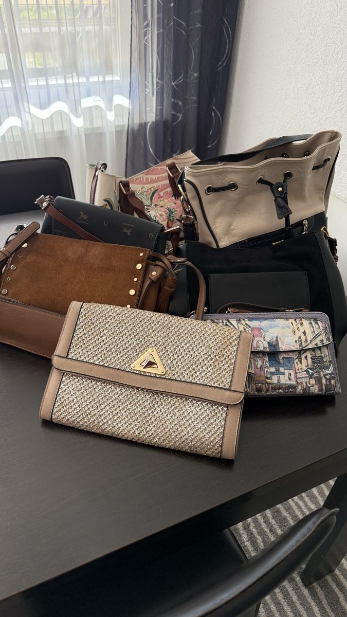 Taschen für Damen: Tasch – Gebraucht aus Büren an der aare von dma_yf77