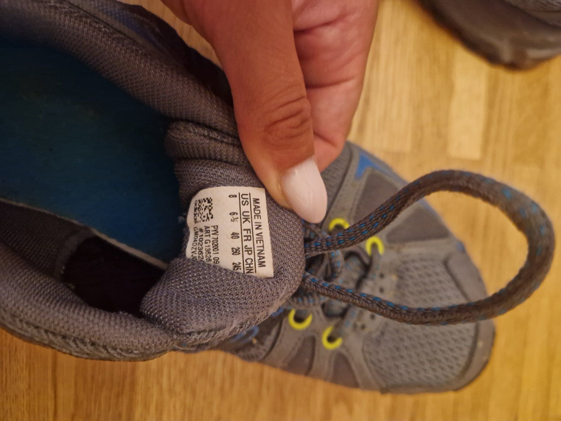 Scarpe da donna: Trek trail shoes Adidas – Usato da Renens VD venduto da elenamozart 3