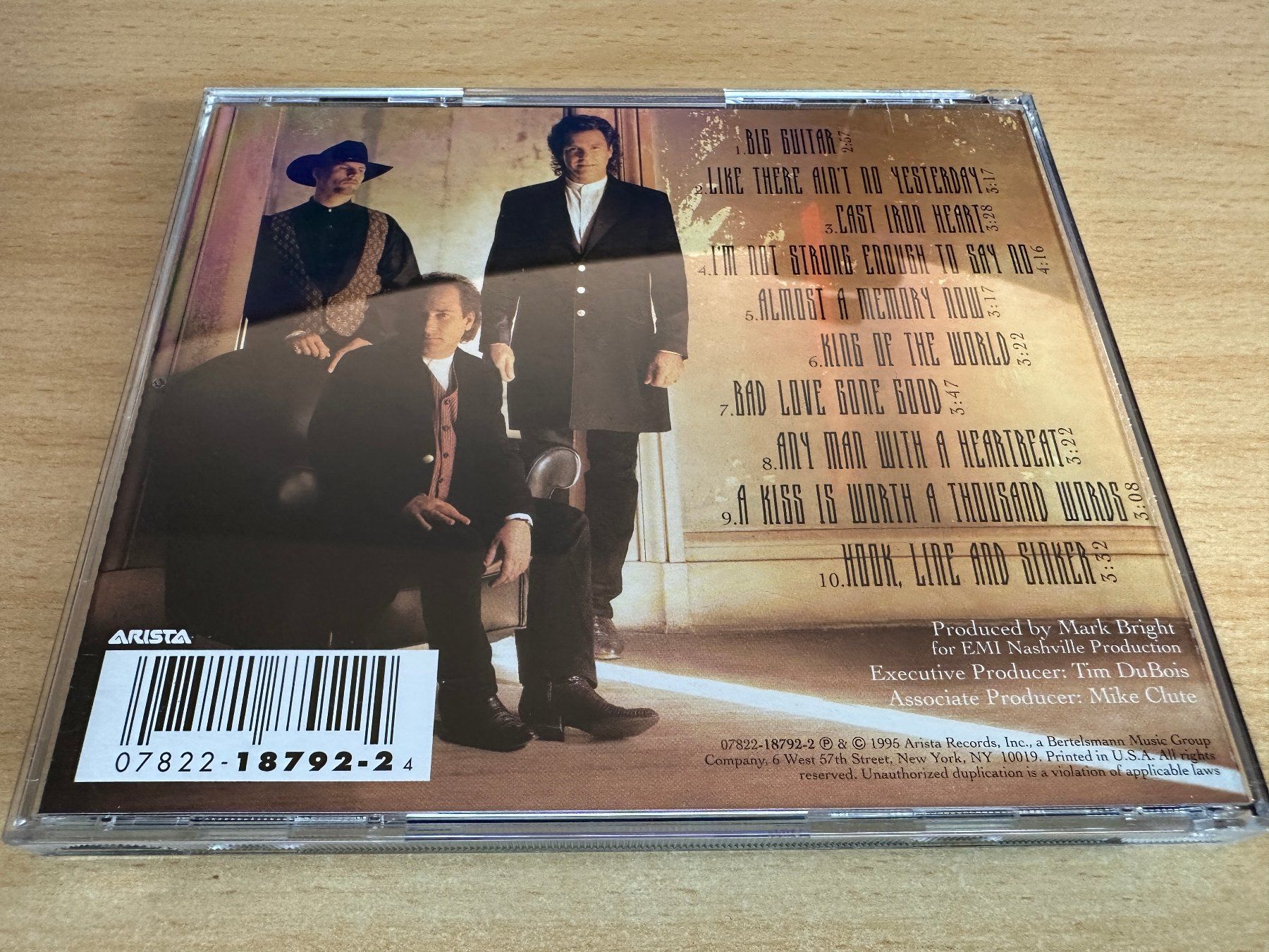 CD: BlackHawk – Strong Enough – Usato da Rikon im Tösstal venduto da Alpenmutz 1