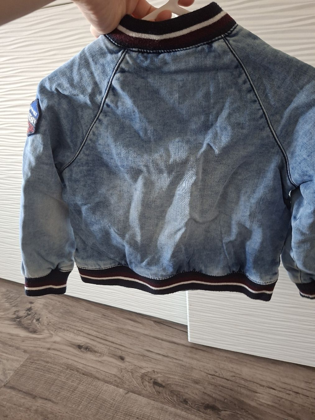 Giacche & Cappotti: Kinder Jeansjacke, Grösse 92 – Nuovo (secondo la descrizione) da Winterthur venduto da Ausmisten2026 1