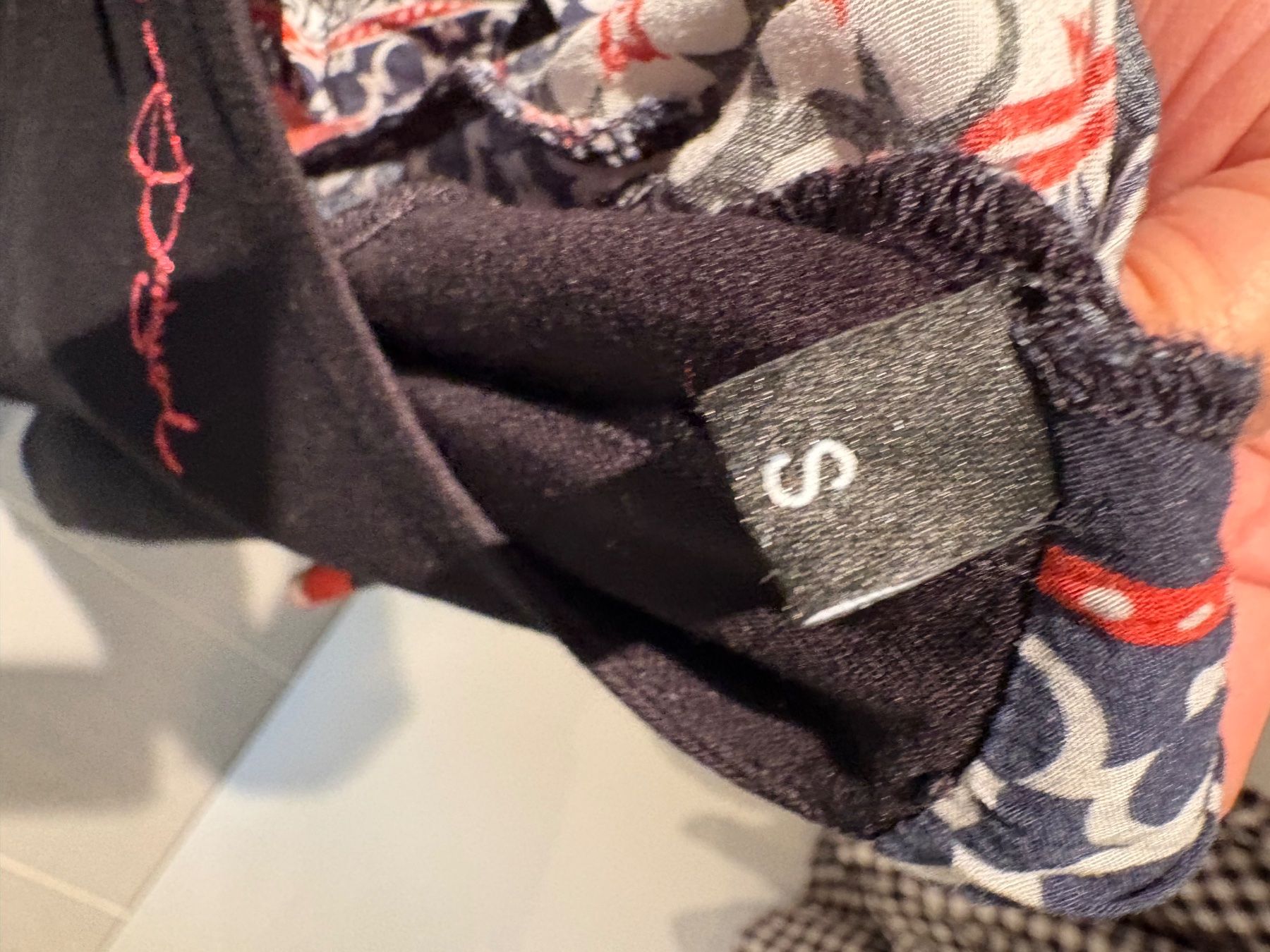 Desigual Top: DESIGUAL Y2K vibtage style boho Top - size S – Usato da Muzzano venduto da Sidney_3 2