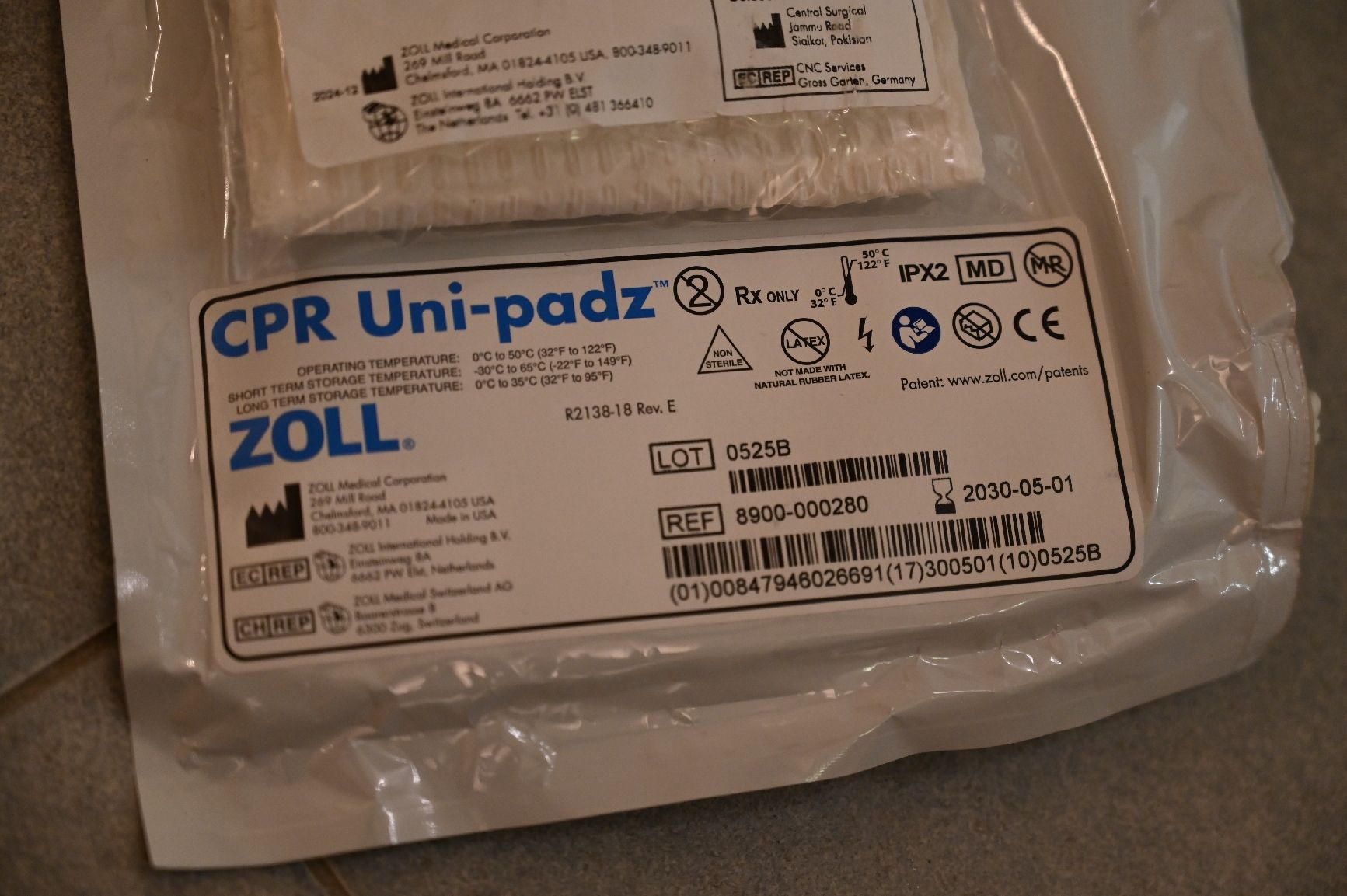Attrezzature mediche: Zoll AED 3 Defibrillator/ Défibrillateur – Nuovo (secondo la descrizione) da ottenbach venduto da osiris-3242 3