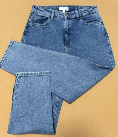 H&M Damen Jeanshose, Gr. 40