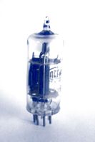 Röhre / Tube / Vacuum-Tube LORENZ 6AV6 / EBC91, wohl Philips