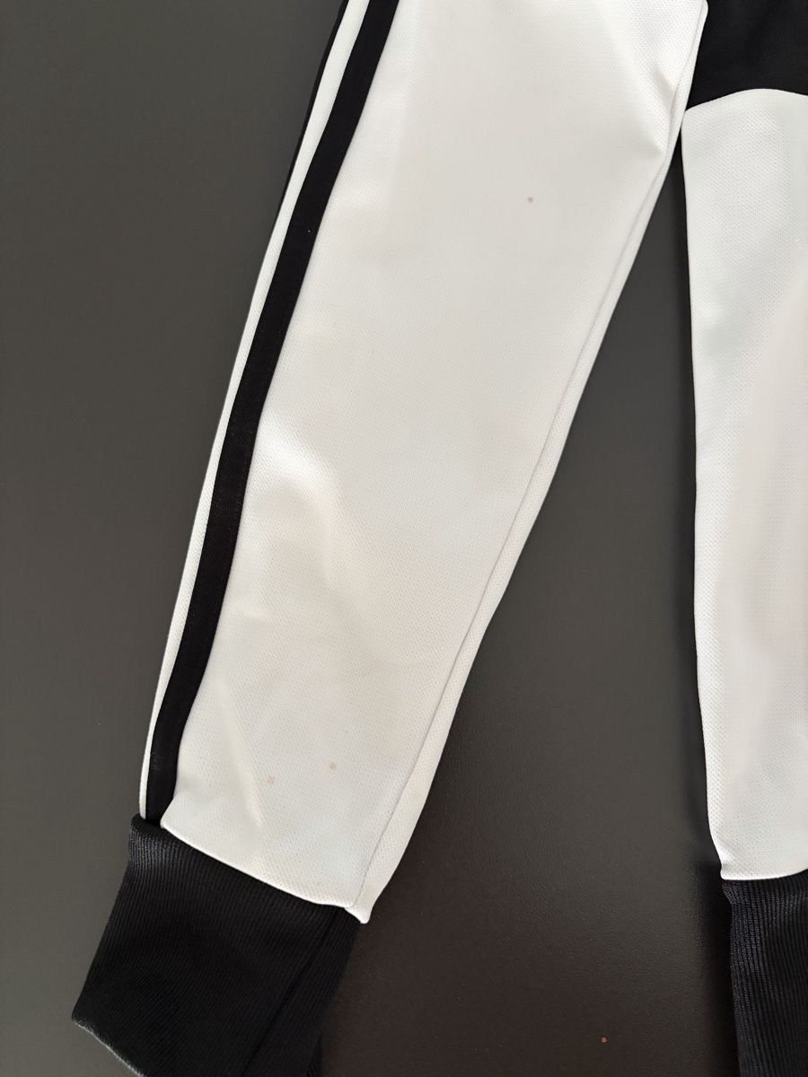 Adidas Jacken: Original Damen Juventus Trainerjacke  – Gebraucht aus Niederlenz von fed_y5mw 3