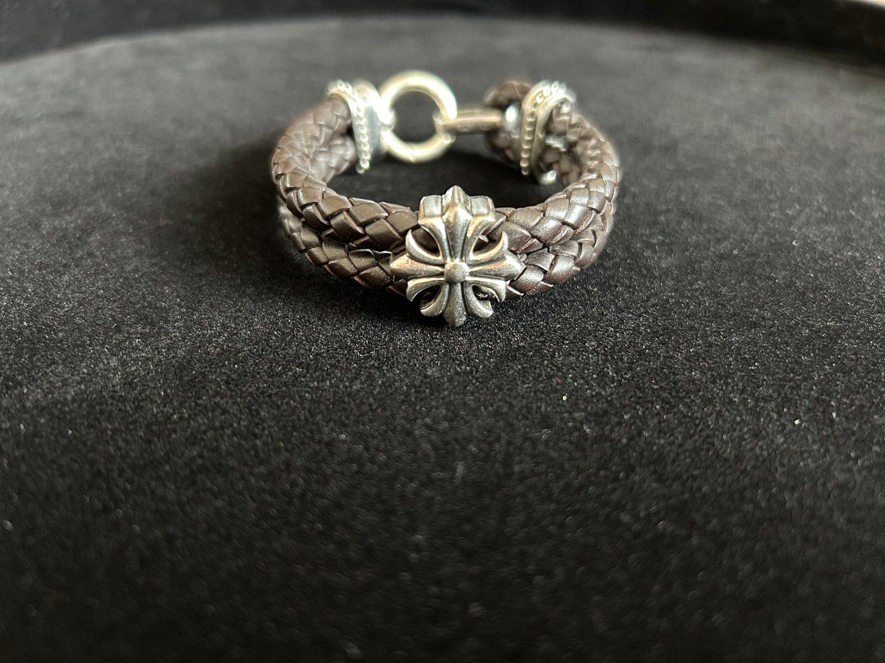 Thomas Sabo Bracciali & Braccialetti: Lederarmband mit Silber (Thomas Sabo) – Nuovo (secondo la descrizione) da Hirzel venduto da chn_vq9y