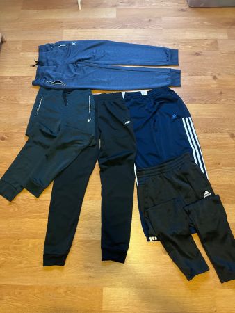 Lot de vêtements de sport (5 pièces)