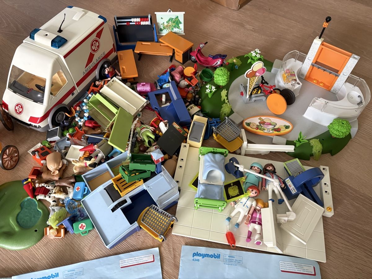 Playmobil Jouets: Playmobil - diverse Sets  – D'occasion à Hergiswil NW par mar_js5v