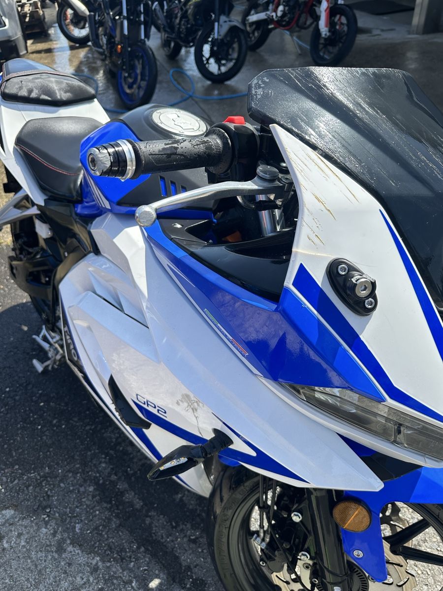 Route: Moto Watan GP2  – Défectueux à Treycovagnes par Campingcar65 6