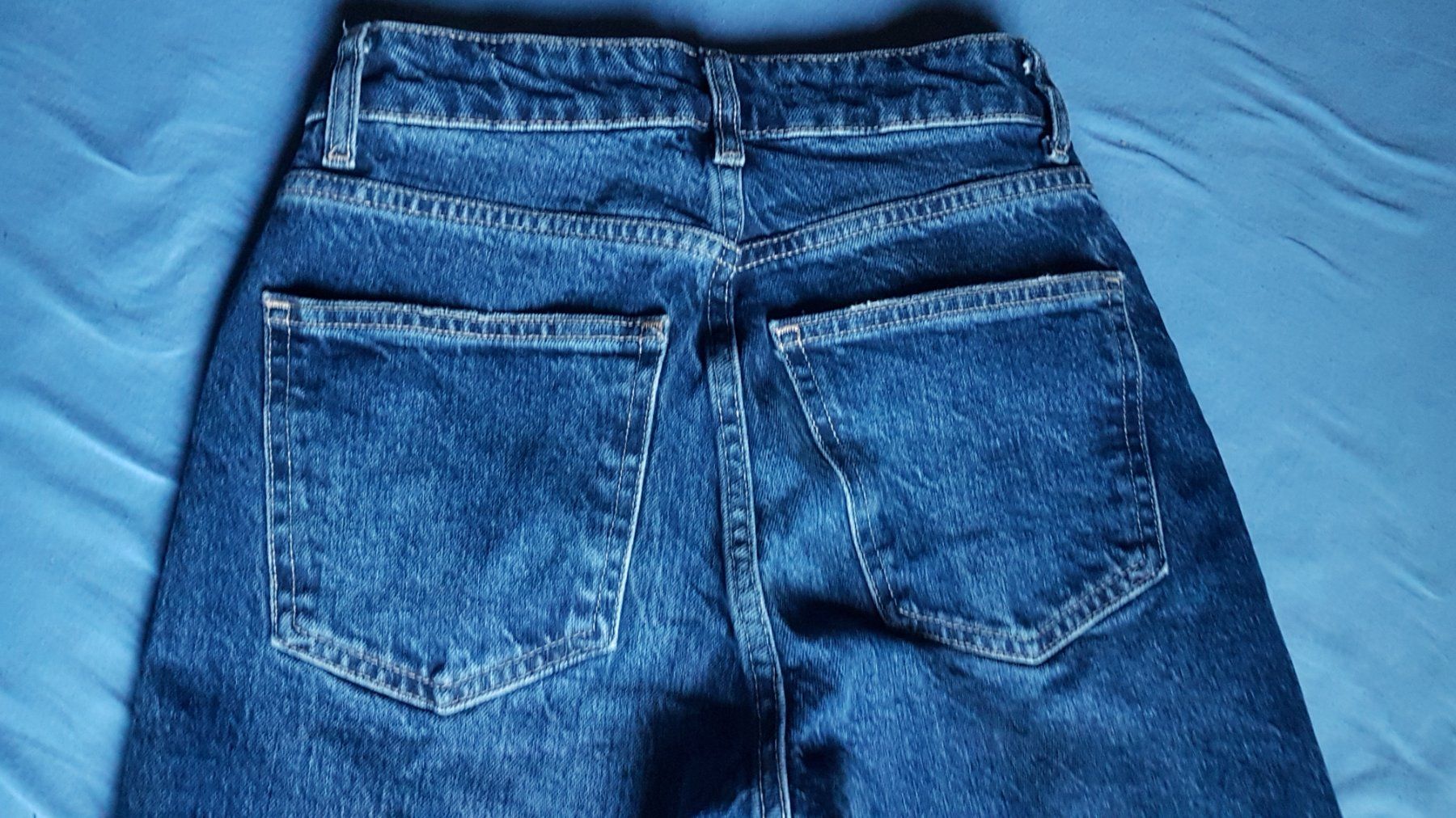 Zara Jeans: Pantalon jeans taille 34 marque Zara – Usato da Villiers venduto da san_jn5w 4