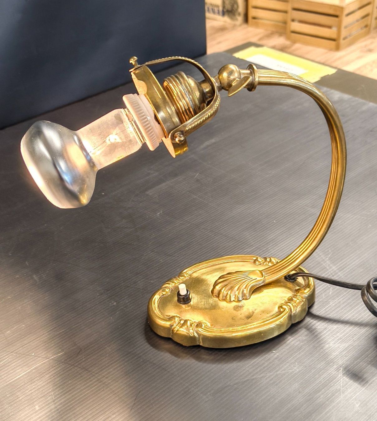 Lampen: goldene Wandleuchte – Gebraucht aus Basel von bk_brockibasel 1
