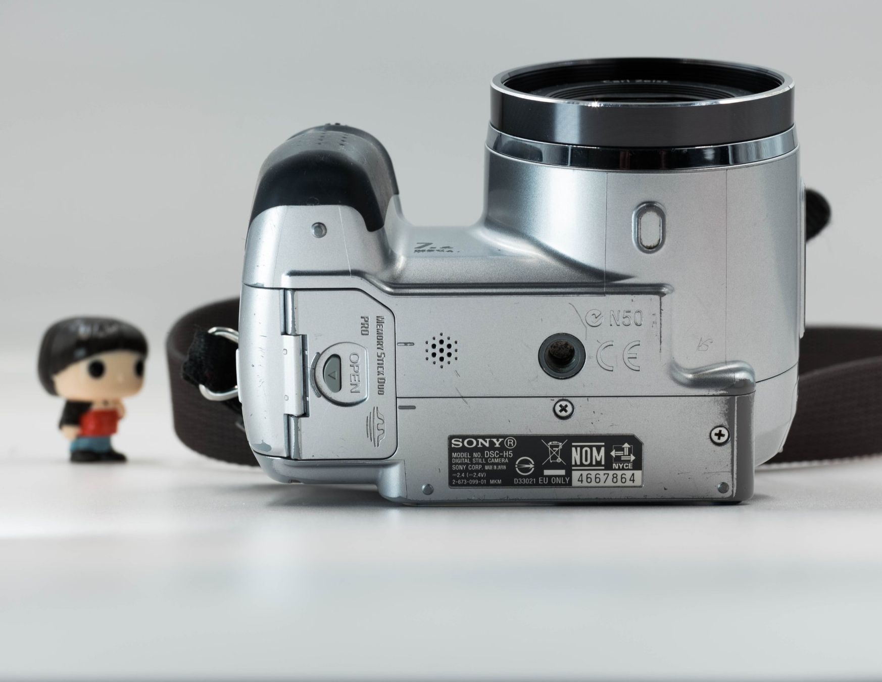 Sony Fotocamera: Sony DSC-H5 Digitalkamera / 12X Zoom – Usato da Thörishaus venduto da vintagger 9