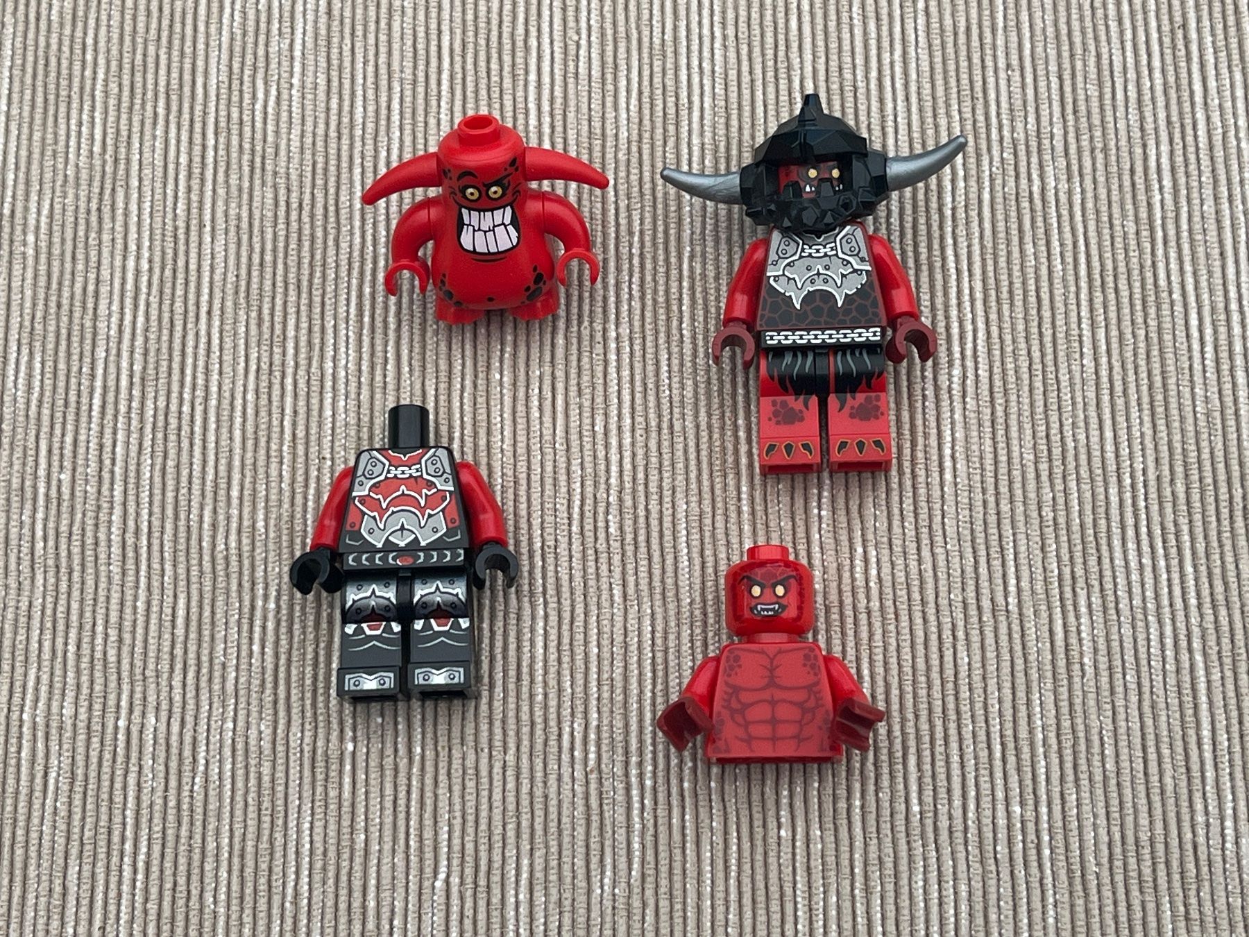 Lego Giocattoli: Lego Nexo Knights Minifiguren – Usato da Winterthur venduto da Wusa01