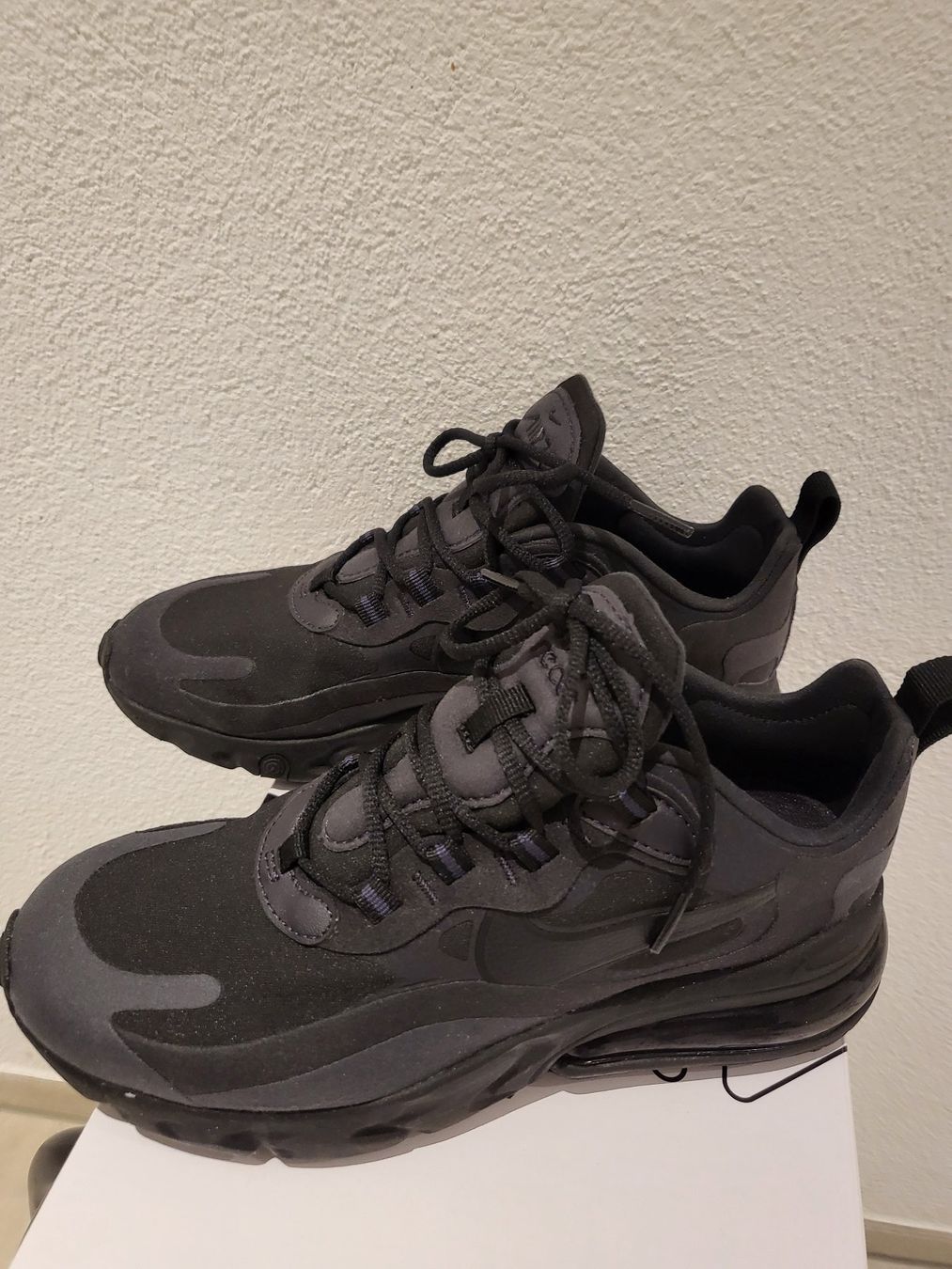 Nike Damenschuhe: NIKE W Air Max Gr. 37.5 – Gebraucht aus Dielsdorf von a.ruettimann