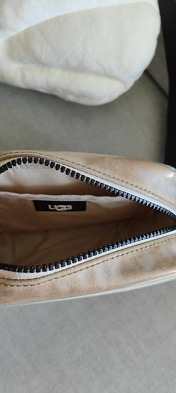 Ugg Borse: Sac UGG – Usato da Lausanne venduto da Mr_Solo