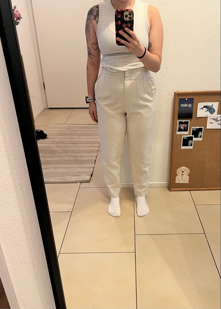 Zara Pantaloni: Damen Hose Zara beige Grösse M – Usato da Kreuzlingen venduto da lin_j98c 1