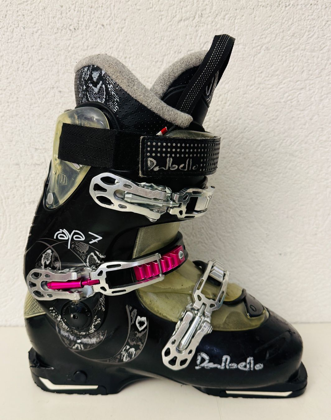 Chaussures femmes: DALBELLO Gr. 40 (25.5 ) – D'occasion à Brüttisellen par SkiverkaufStepan