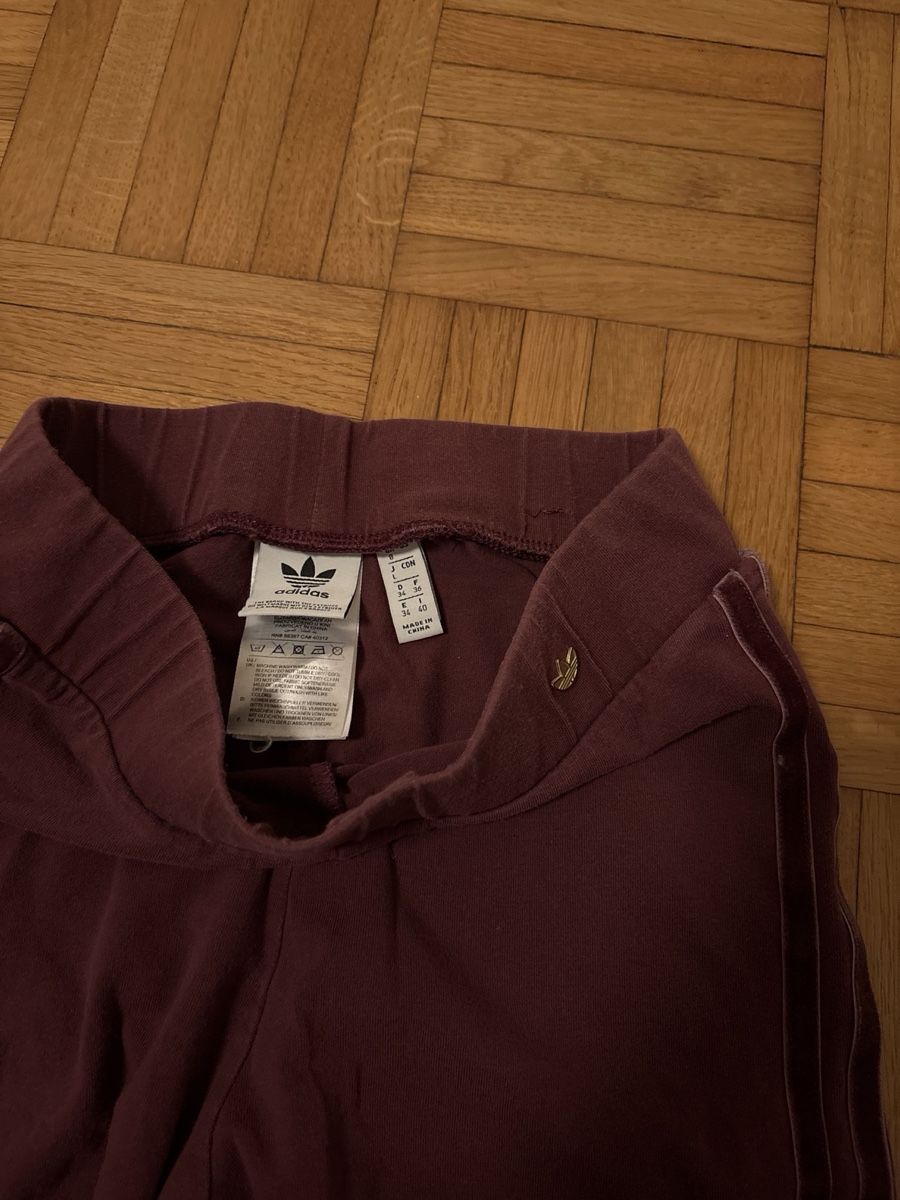 Adidas Leggings: Legging Adidas bordeaux – Nuovo (secondo la descrizione) da Ecublens VD venduto da Alan2026 1