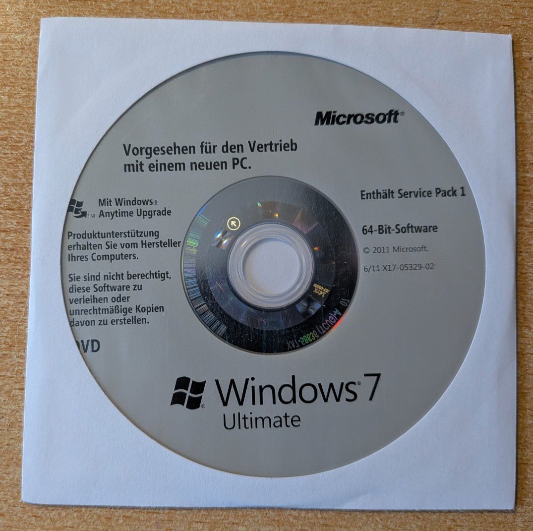 Microsoft Applications: DVD Microsoft Windows 7 Ultimate 64-bit – D'occasion à Cernier par Poussetofiol